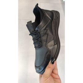 Кроссовки Desay